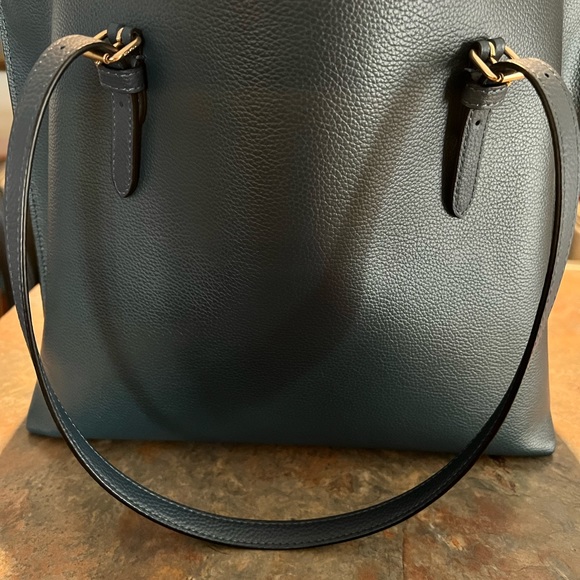 Coach Bag - Picture 4 of 4